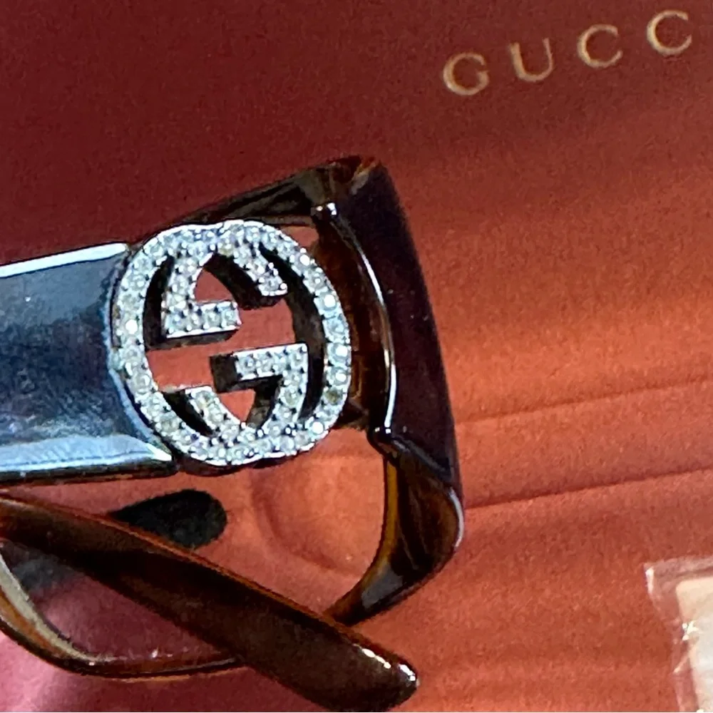 Gucci Women's Elegant Brown Glasses